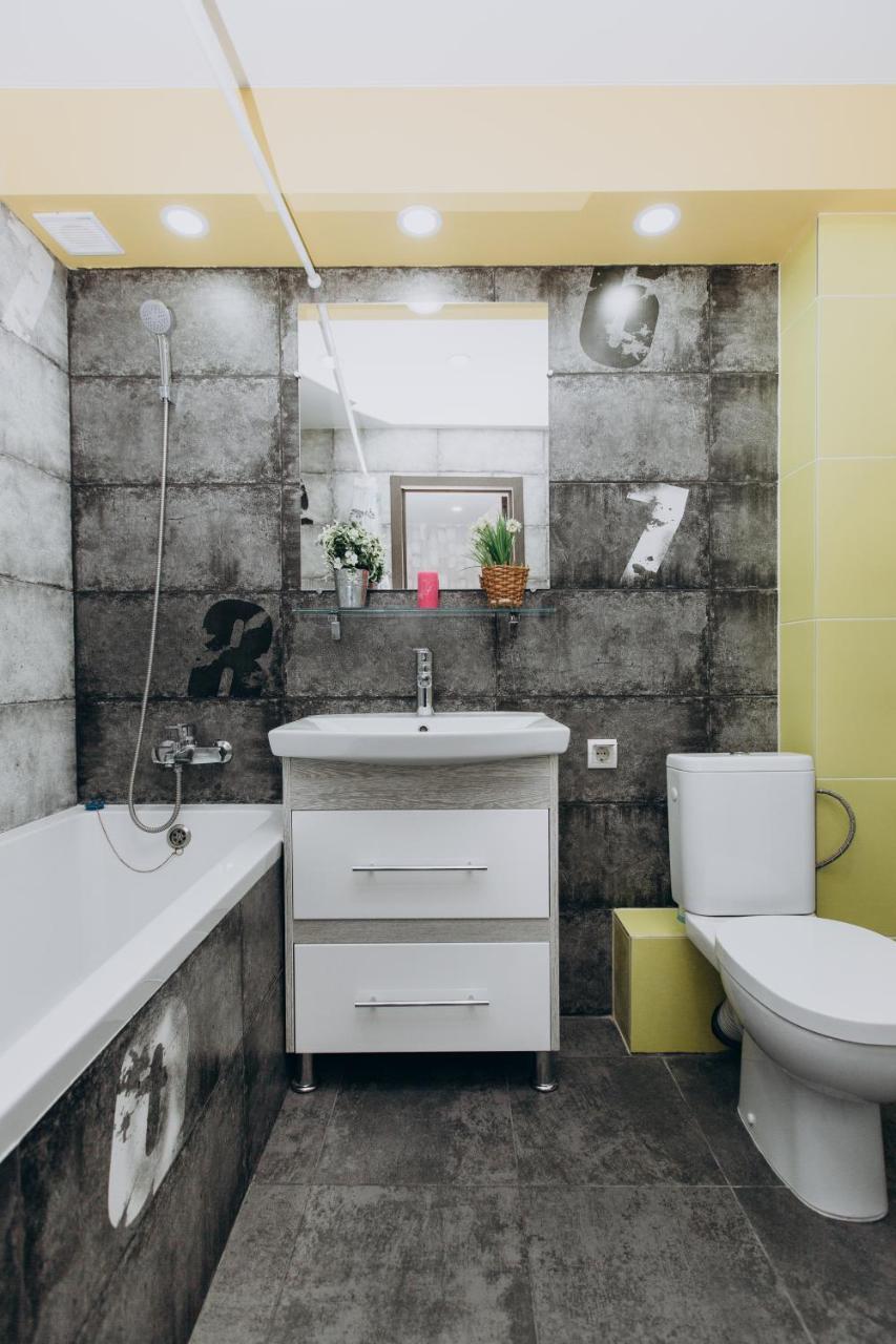 Luxury Apartments Neer Lavina スームィ エクステリア 写真