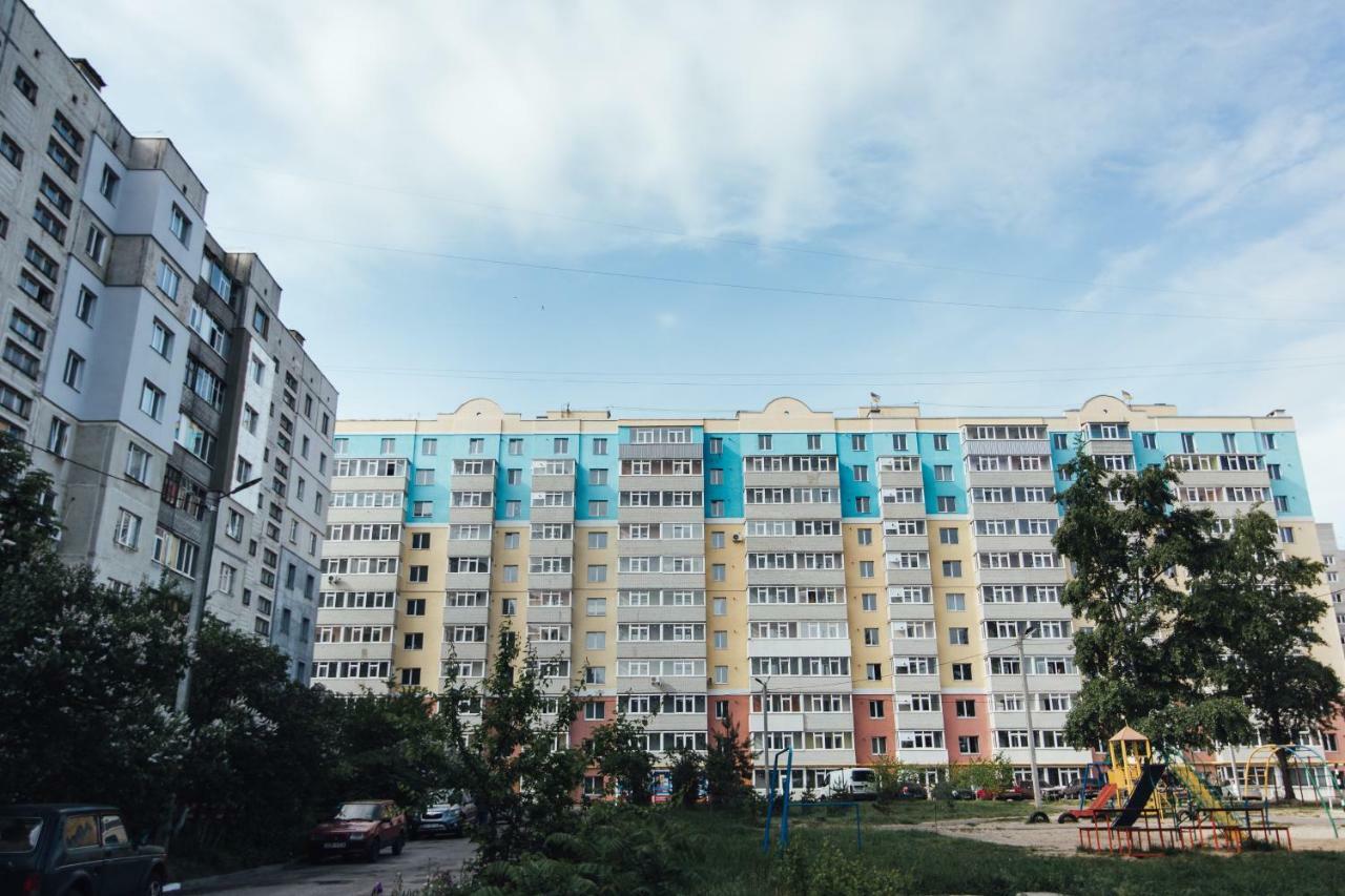 Luxury Apartments Neer Lavina スームィ エクステリア 写真